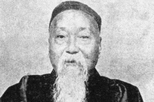 王闿运生平是怎样的