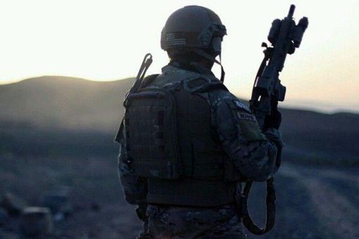 战争中如何让士兵做到服从命令 绝对服从