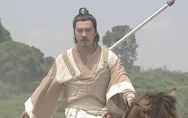 单雄信简介