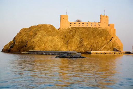 阿曼湾海战经过 阿曼帝国与亚洲本土海权崛起的马斯喀特海战